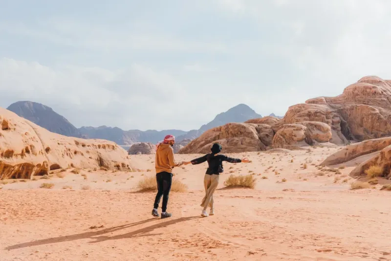 Pareja e Wadi Rum, Jordania	